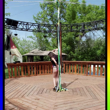 Burleque - April 2012 Burleque - April 2012