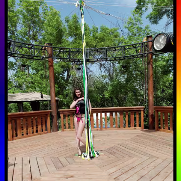 Burleque - April 2012 Burleque - April 2012