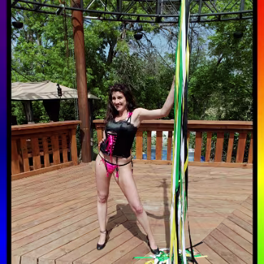 Burleque - April 2012 Burleque - April 2012