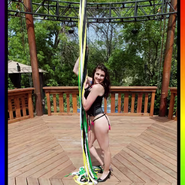 Burleque - April 2012 Burleque - April 2012