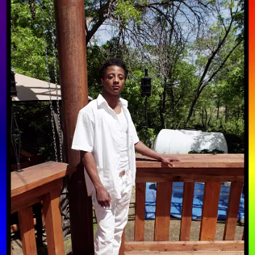 Burleque - April 2012 Burleque - April 2012