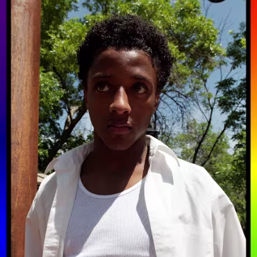 Burleque - April 2012 Burleque - April 2012