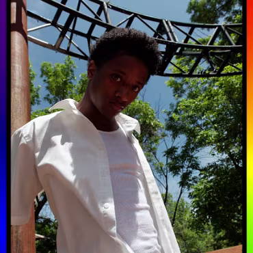 Burleque - April 2012 Burleque - April 2012