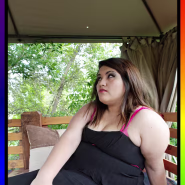 Burleque - April 2012 Burleque - April 2012