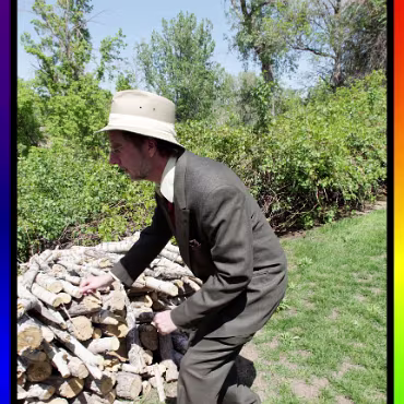 Burleque - April 2012 Burleque - April 2012