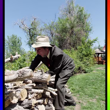 Burleque - April 2012 Burleque - April 2012