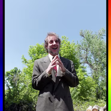 Burleque - April 2012 Burleque - April 2012