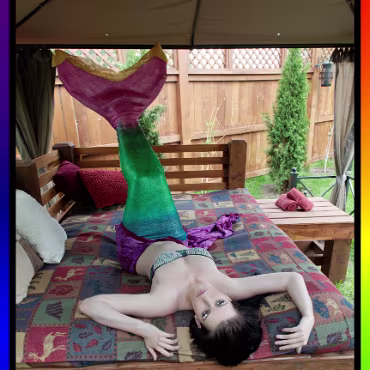 Burleque - April 2012 Burleque - April 2012