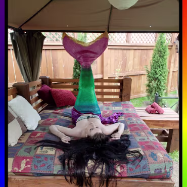 Burleque - April 2012 Burleque - April 2012