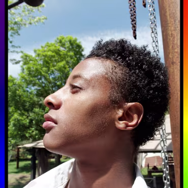 Burleque - April 2012 Burleque - April 2012