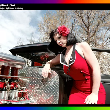 Pin Up - March 2012 Pin Up - March 2012