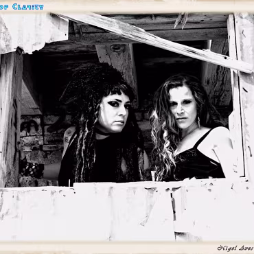 Dirty Dish And Tracey Southerly 054