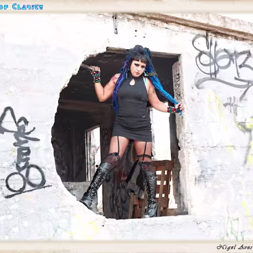 Dirty Dish And Tracey Southerly 154