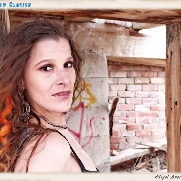 Dirty Dish And Tracey Southerly 122