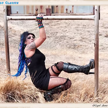 Dirty Dish And Tracey Southerly 164