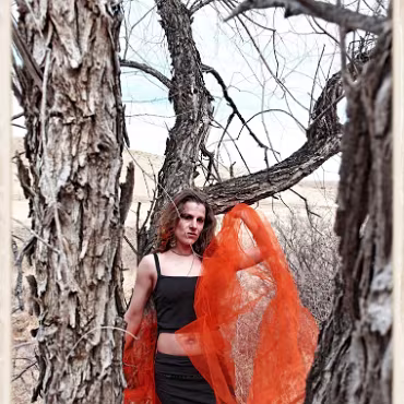 Dirty Dish And Tracey Southerly 195