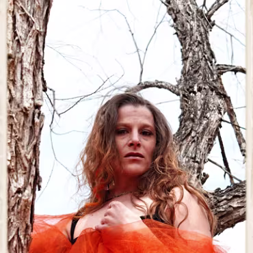 Dirty Dish And Tracey Southerly 202