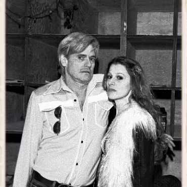 Tracey Southerly and David Gordon Roll Up, Roll UP, Read All About IT! Is this the start and end of a relationship? Did he, Didn't he?