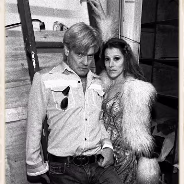 Tracey Southerly and David Gordon Roll Up, Roll UP, Read All About IT! Is this the start and end of a relationship? Did he, Didn't he?