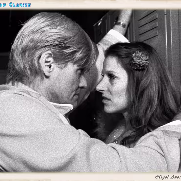 Tracey Southerly and David Gordon Roll Up, Roll UP, Read All About IT! Is this the start and end of a relationship? Did he, Didn't he?