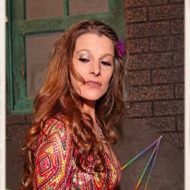 Tracey Southerly Tracey gives us that pure look of the 70's (well maybe 60's).