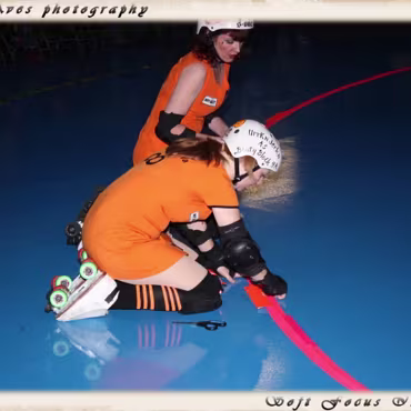 The Derby Girls - Nov. 14th Before videoing the bouts here are some photographs of the warm ups and tear down.