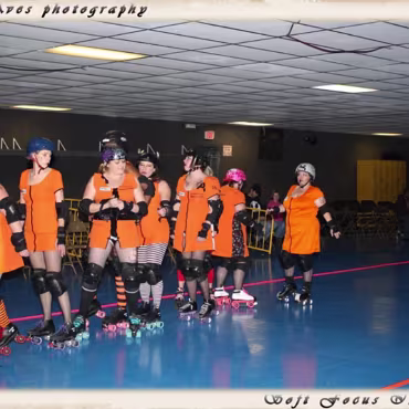 The Derby Girls - Nov. 14th Before videoing the bouts here are some photographs of the warm ups and tear down.