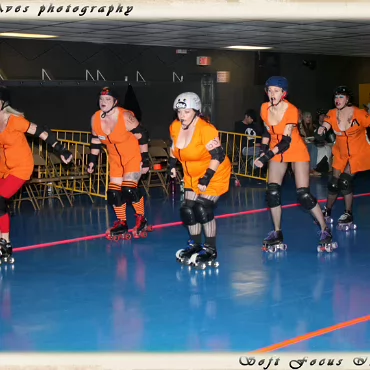 The Derby Girls - Nov. 14th Before videoing the bouts here are some photographs of the warm ups and tear down.