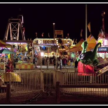 Fair Ground 1 08 04 2006_31