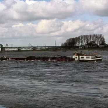 Holland - Nederlands All of these photographs were taken with my Canon F1 and scanned from the slides. Quality is therefore somewhat lacking!